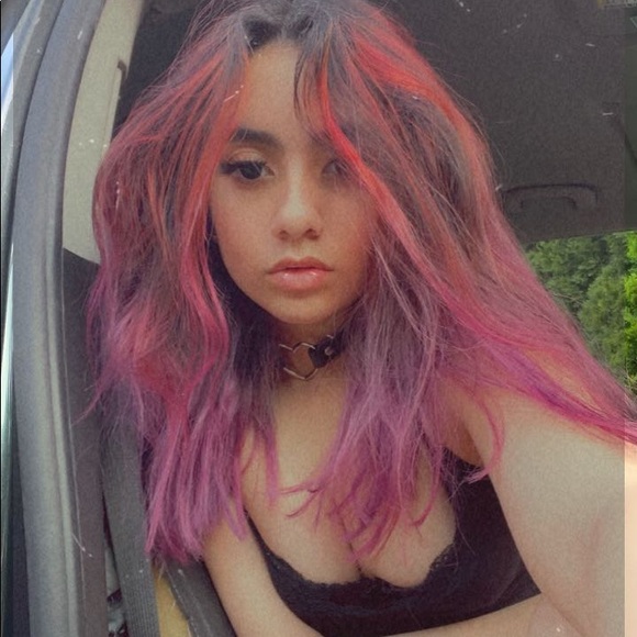 Meet your Posher, Marisa - Picture 1 of 1